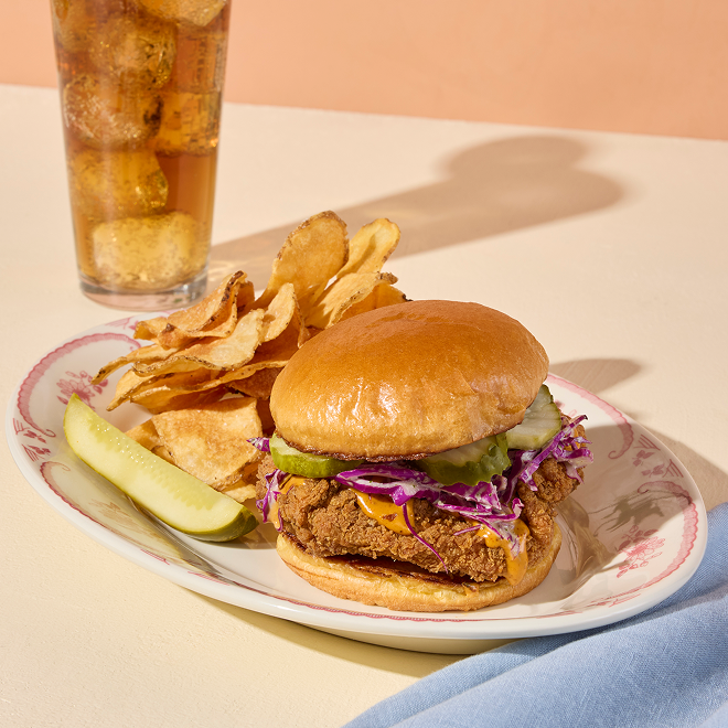 250128_Piebird_CrispyChickenSandwich_0253